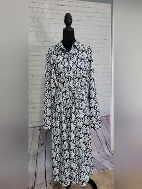 Worthington Navy and White Floral Long Sleeve Shirt Dress NWT